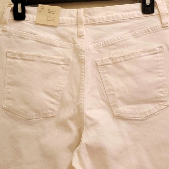 Universal Thread Mom Jeans High Rise Ankle Fray Hem White Denim - Picture 4 of 10